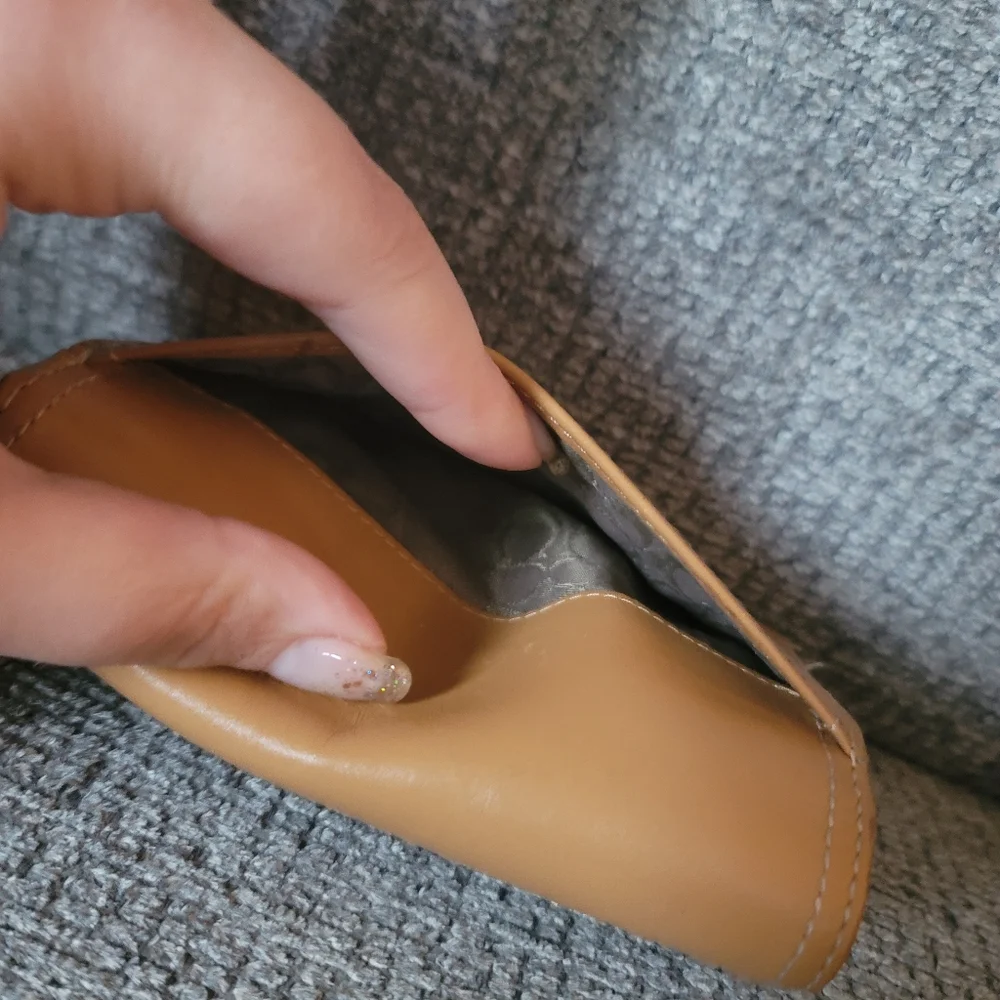 Coach Tan Leather Wallet with Gold-Tone Logo - Picture 10 of 16